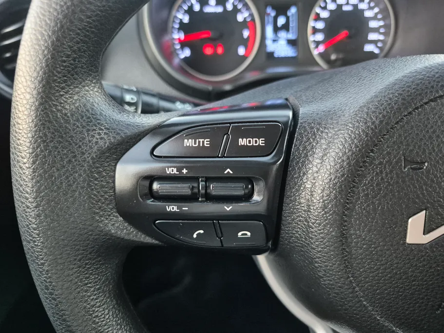 2024 Kia Pegas LX 