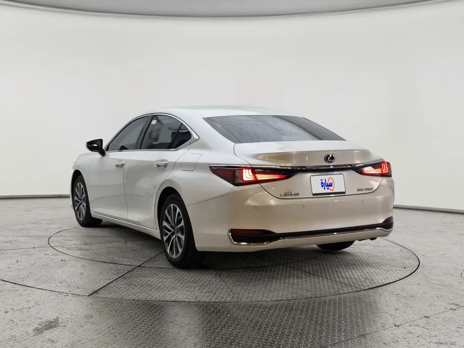 لكزس ES 250 AA Elegant 2024 