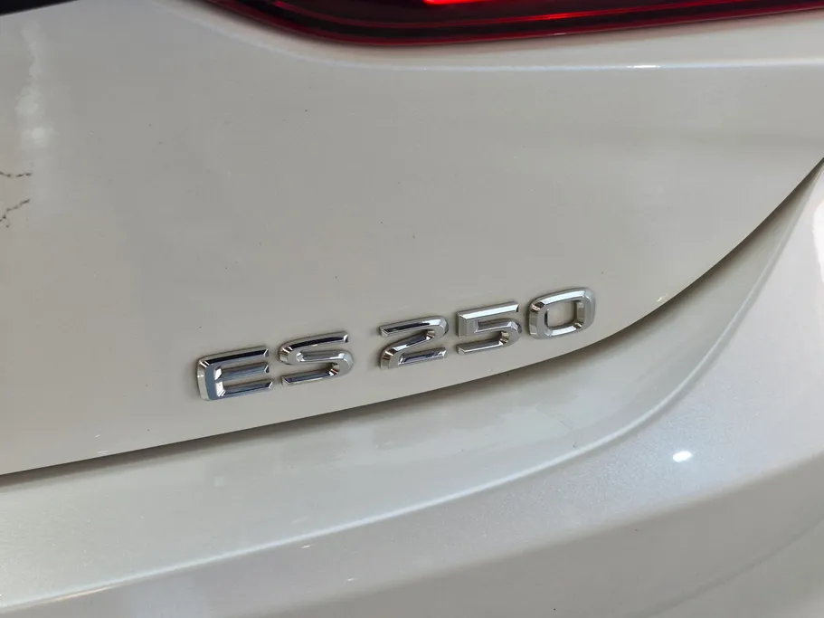 لكزس ES 250 AA Elegant 2024 