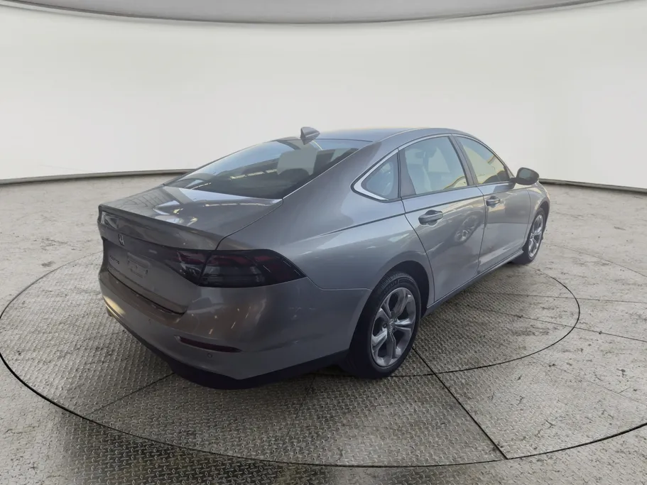 هوندا اكورد LX 2025 