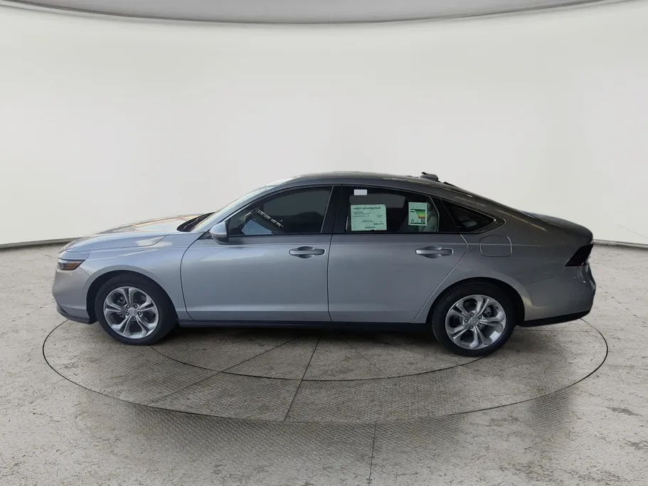 هوندا اكورد LX 2025 