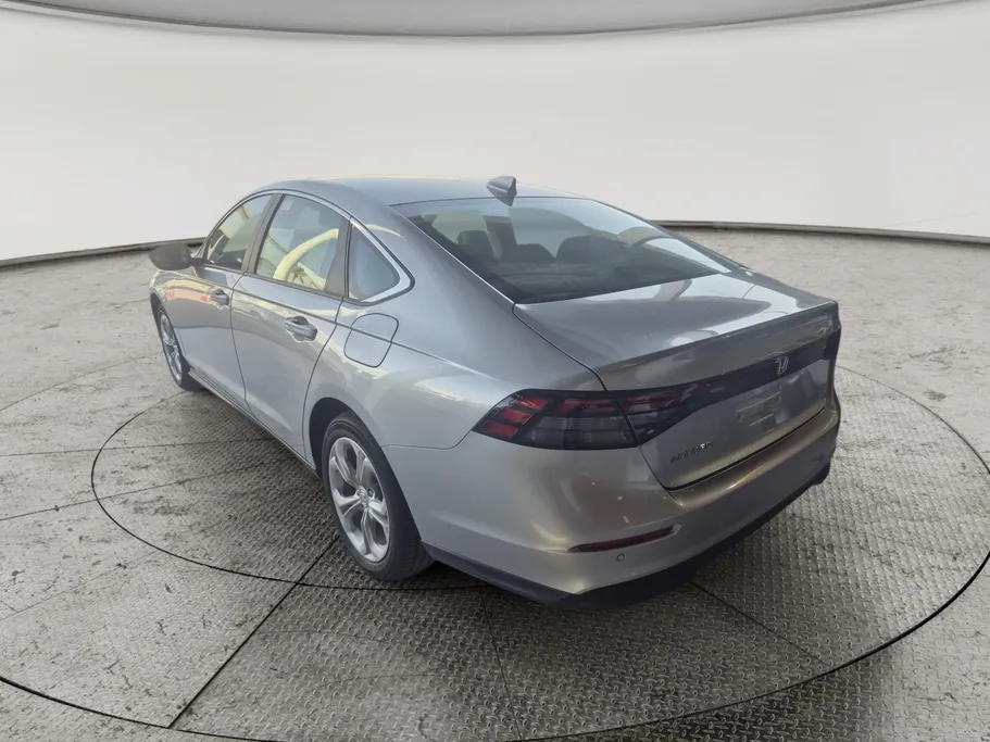 هوندا اكورد LX 2025 