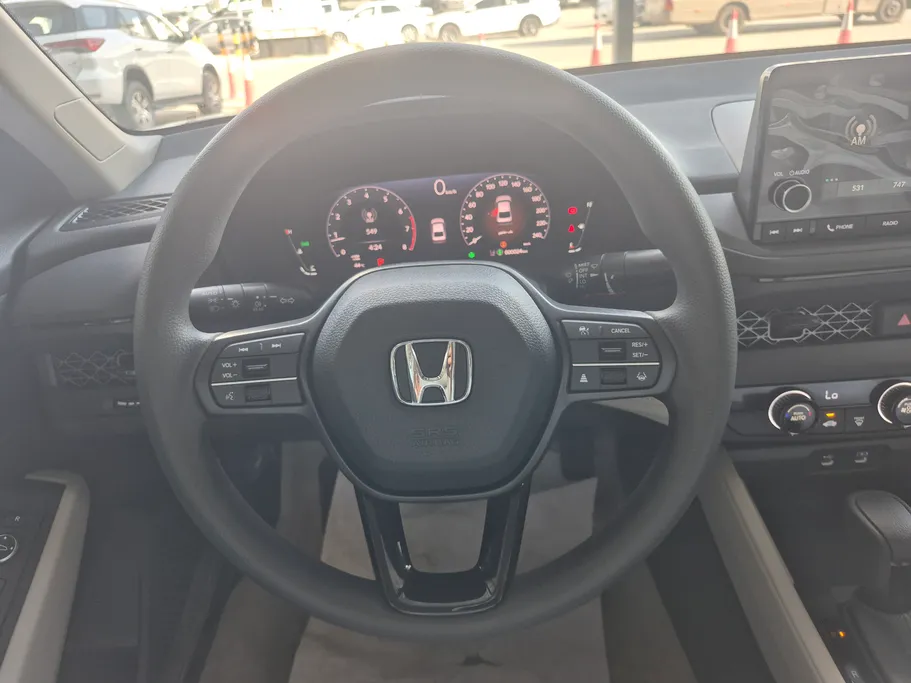 هوندا اكورد LX 2025 