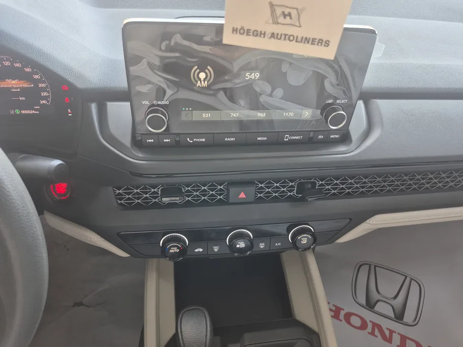 هوندا اكورد LX 2025 