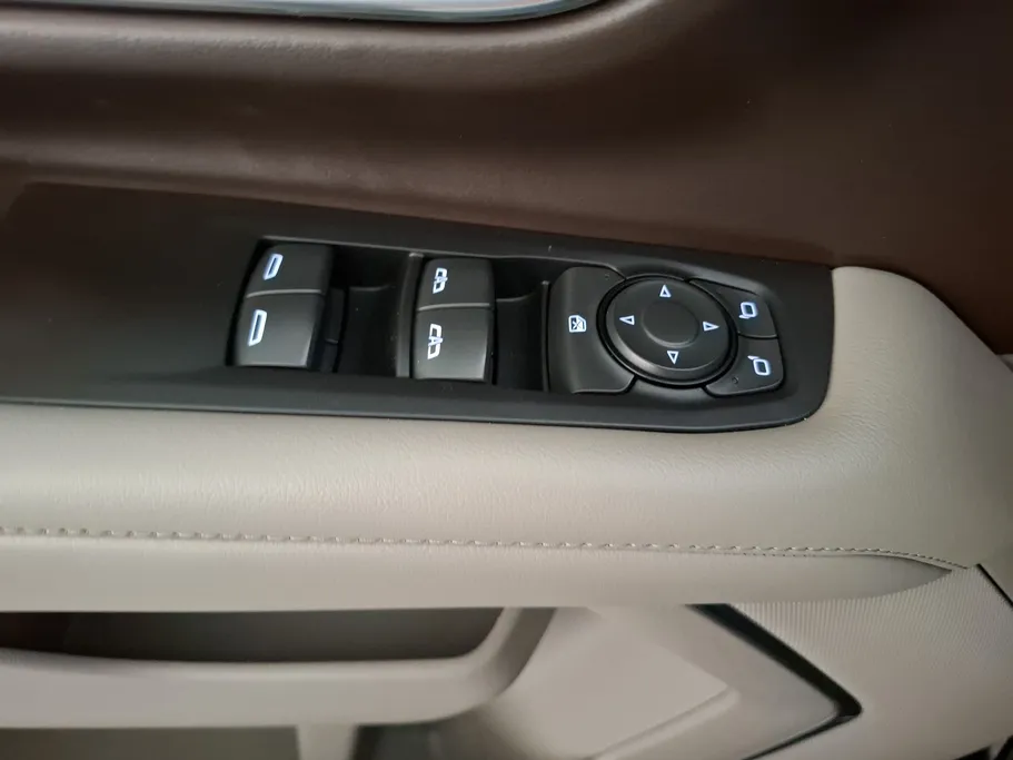 2024 Chevrolet Suburban LS 