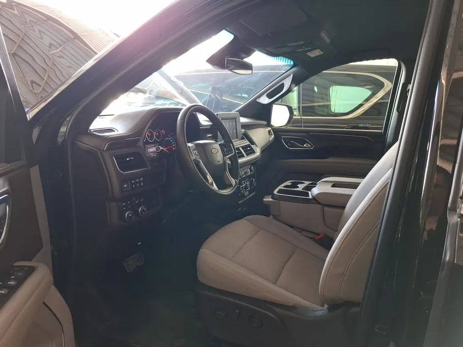 2024 Chevrolet Suburban LS 