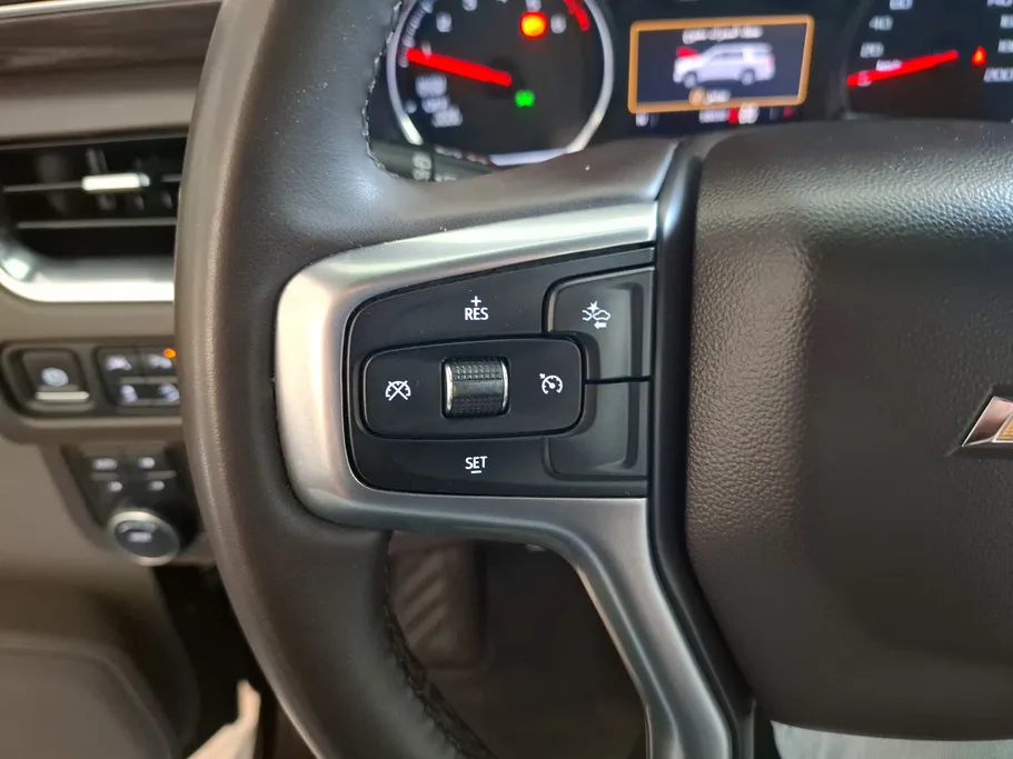 2024 Chevrolet Suburban LS 