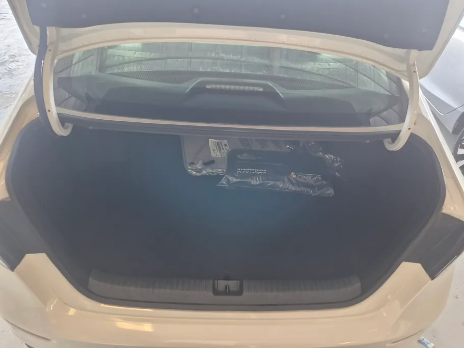 هوندا اكورد LX 2025 