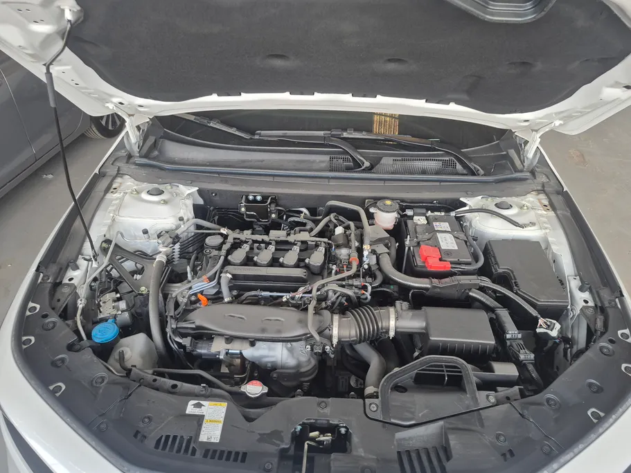 هوندا اكورد LX 2025 