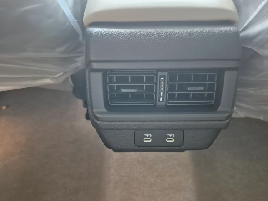 هوندا اكورد LX 2025 
