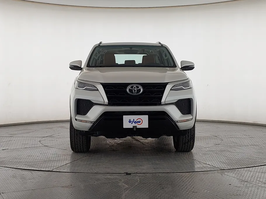 2023 Toyota Fortuner GX2 