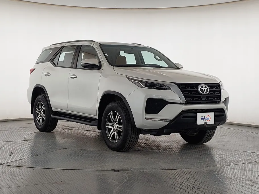 2023 Toyota Fortuner GX2 