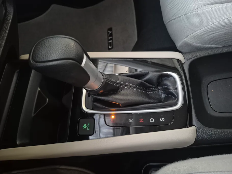 2024 Honda City LX Sport 