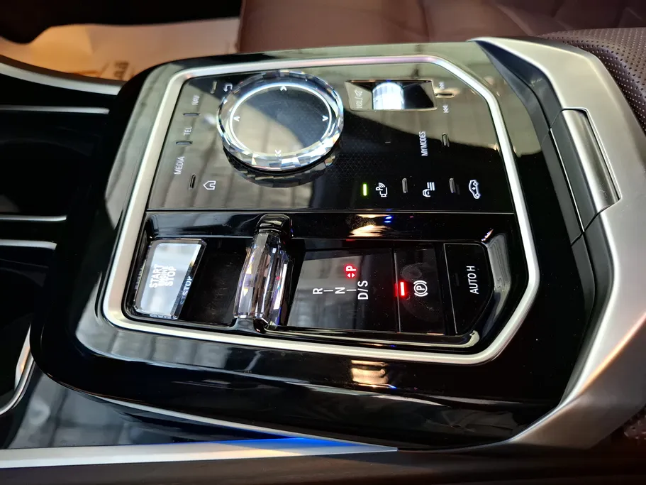 2024 BMW 7 Series 735i 