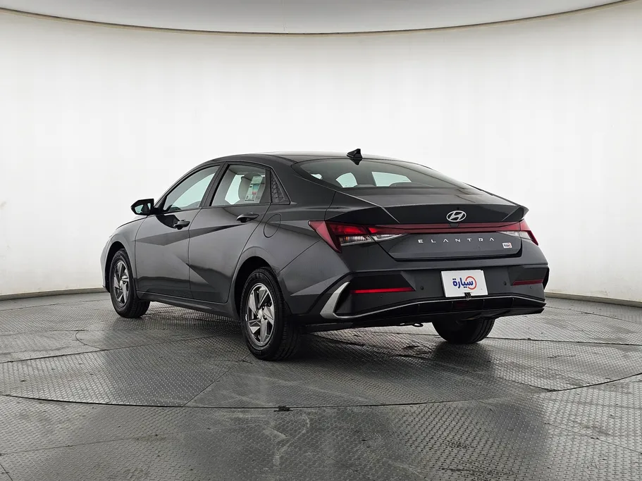 2025 هيونداي Elantra فلييت 