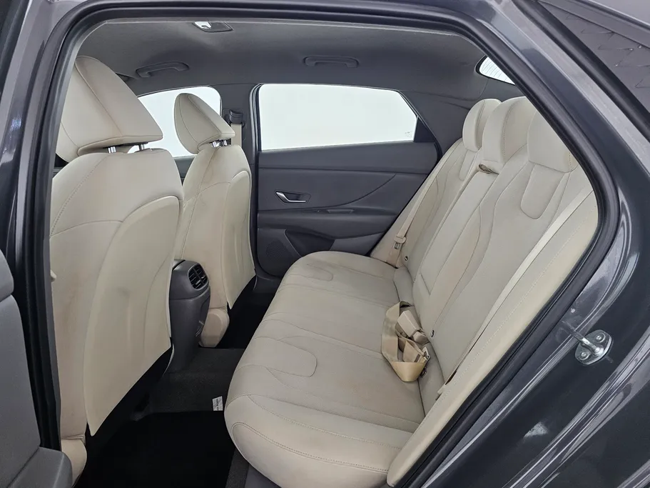 2025 هيونداي Elantra فلييت 