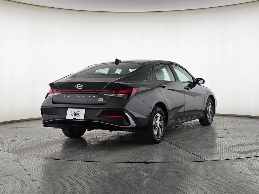 2025 هيونداي Elantra فلييت 