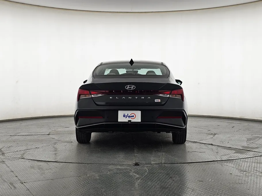 2025 هيونداي Elantra فلييت 