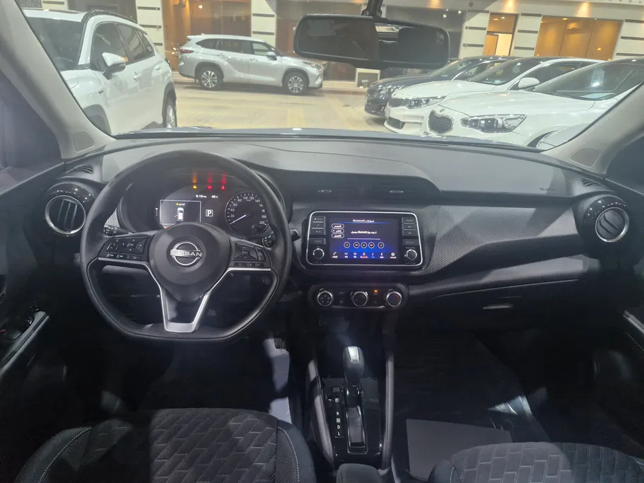 2024 Nissan Kicks SV 