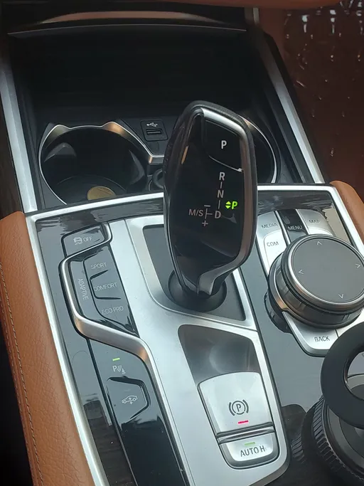 بي ام دبليو الفئة السابعة 730Li 2022 
