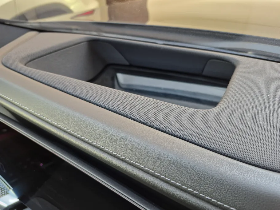 2025 BMW 7 Series 735i 