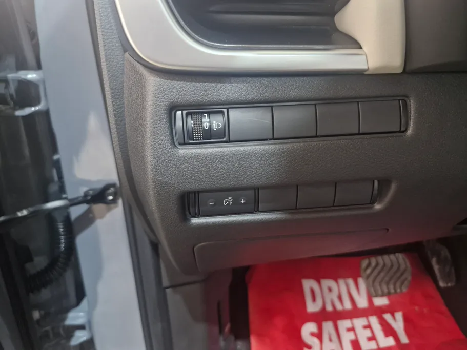2025 Nissan Xtrail S 7 Seats 