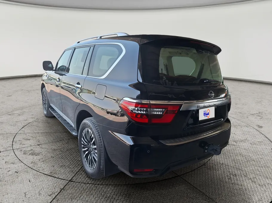 2023 Nissan Patrol Platinum 
