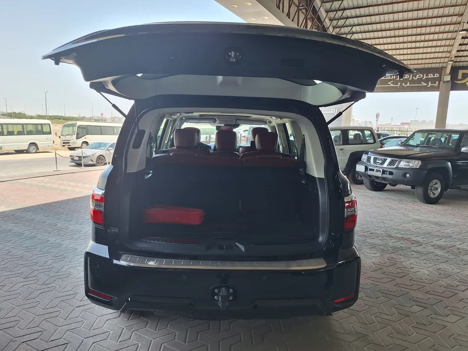 2023 Nissan Patrol Platinum 