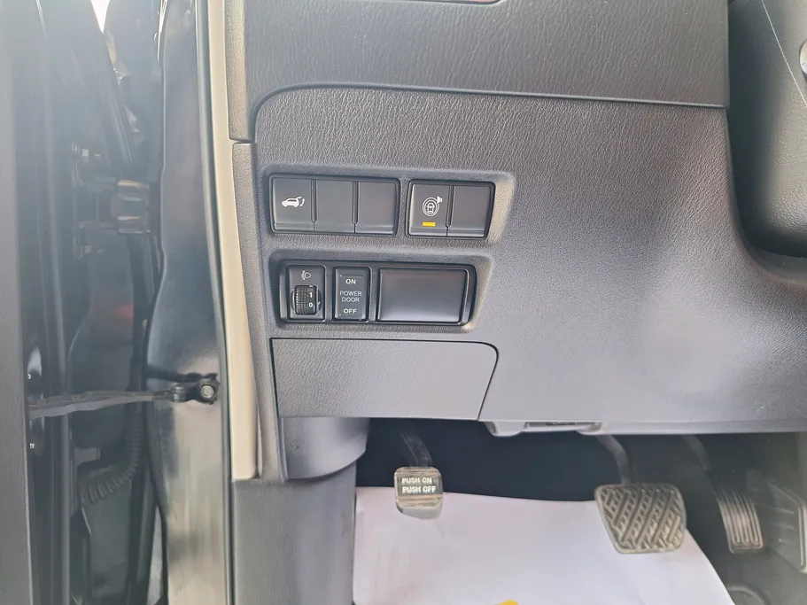 2023 Nissan Patrol Platinum 