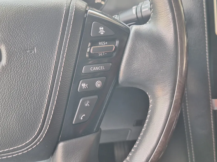 2023 Nissan Patrol Platinum 
