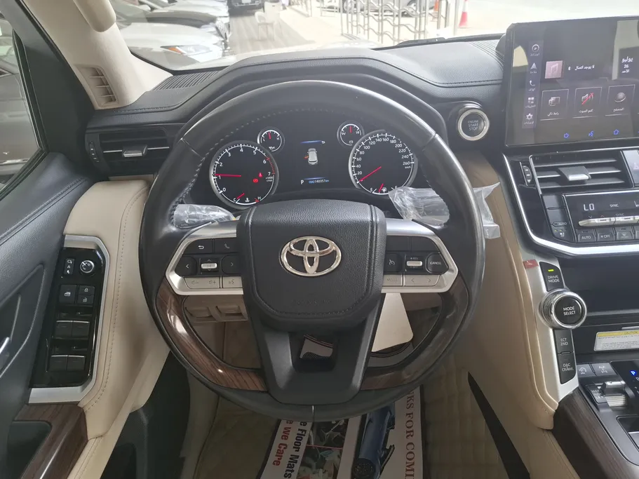 تويوتا لاندكروزر GXR4 2022 
