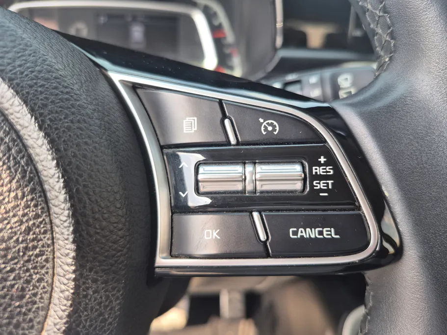 2023 Kia SONET EX 