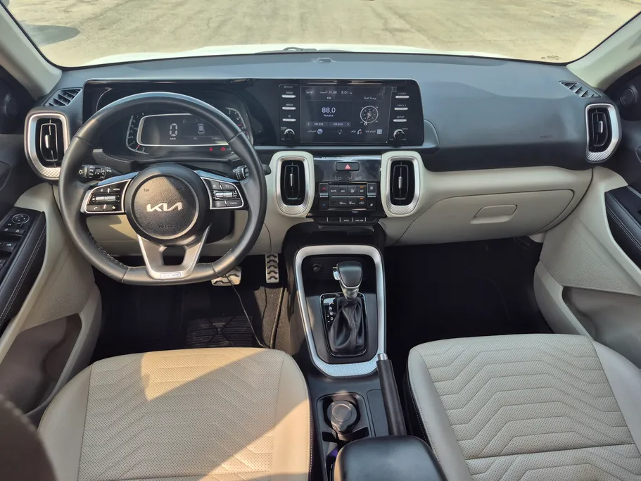 2023 Kia SONET EX 