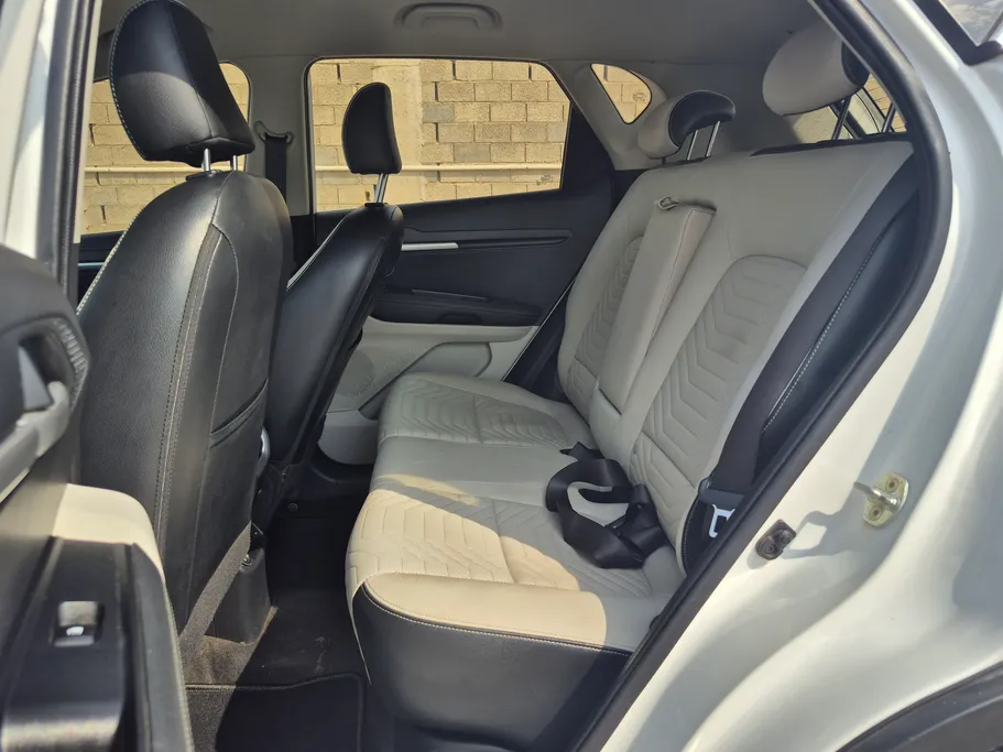 2023 Kia SONET EX 