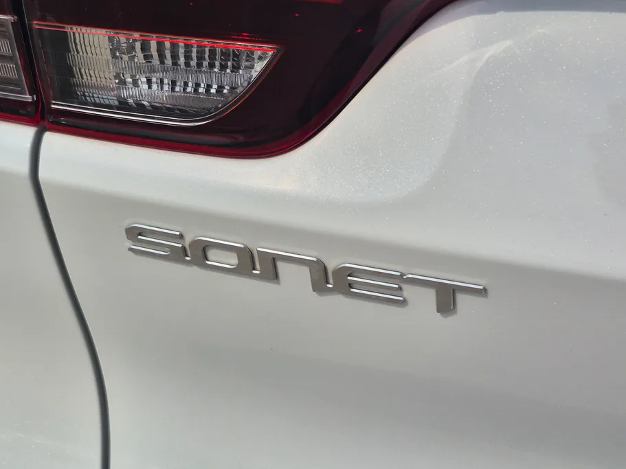 2023 Kia SONET EX 