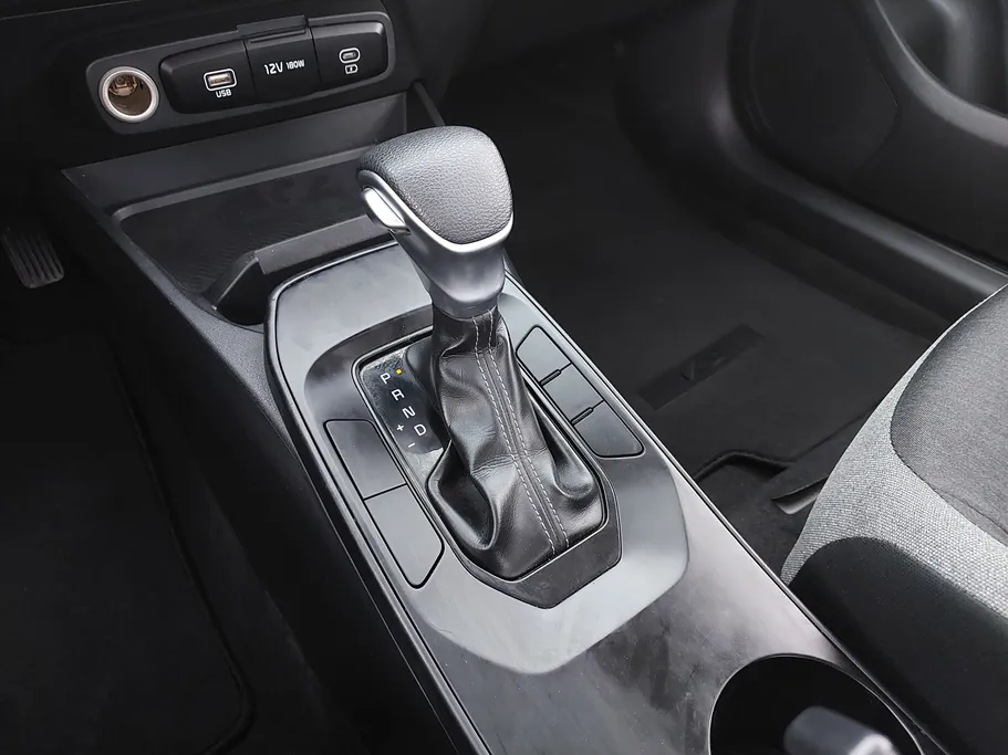 2024 Kia K3 LX 