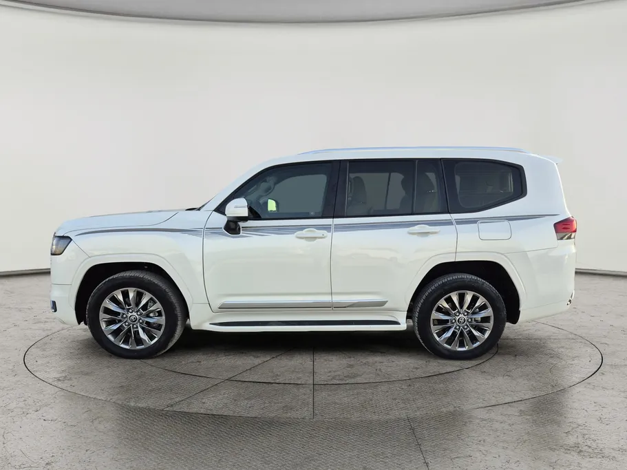 2023 Toyota Land Cruiser GXR4 