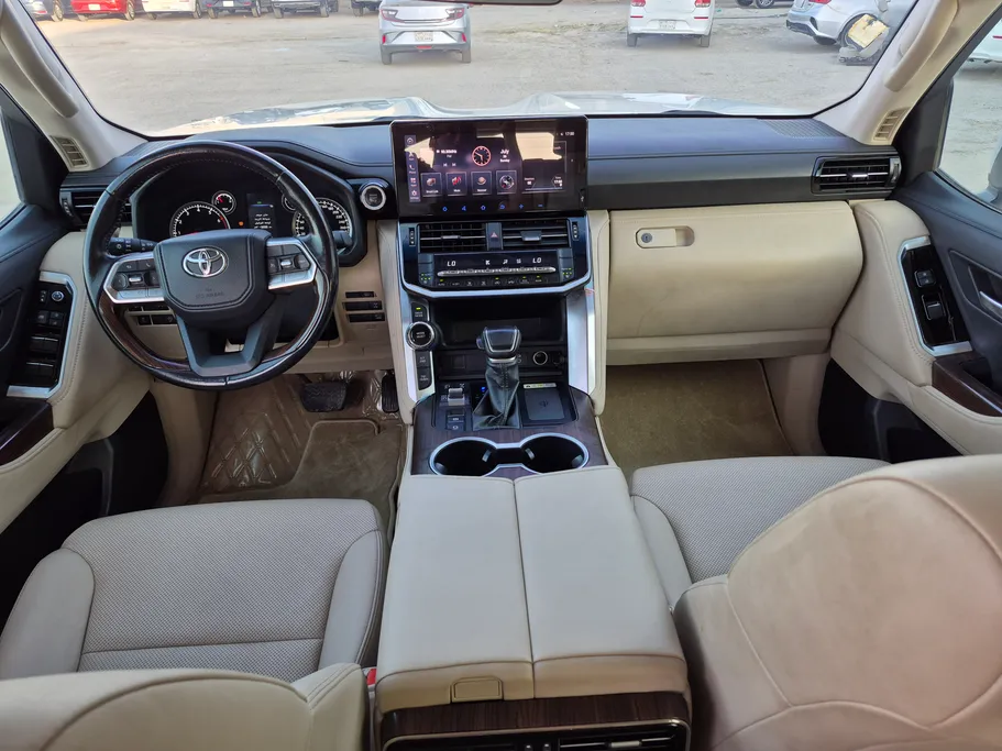 2023 Toyota Land Cruiser GXR4 