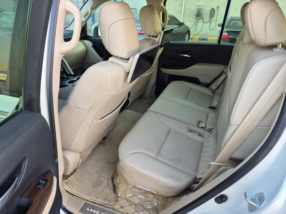 2023 Toyota Land Cruiser GXR4 
