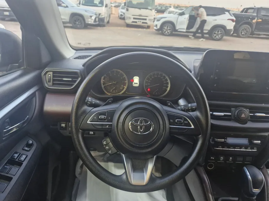 2025 Toyota Urban Cruiser GL 
