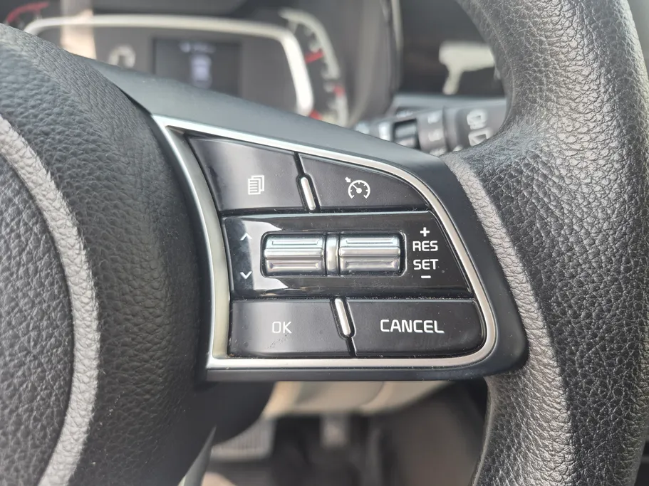 2023 Kia SONET GL-Mid 