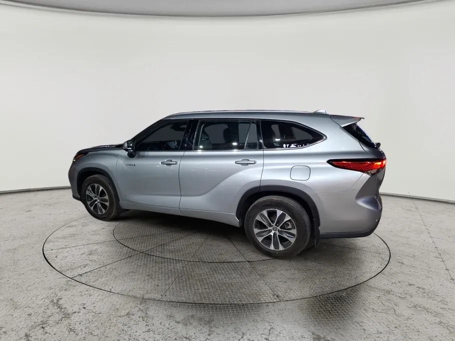 2021 Toyota Highlander GLE 
