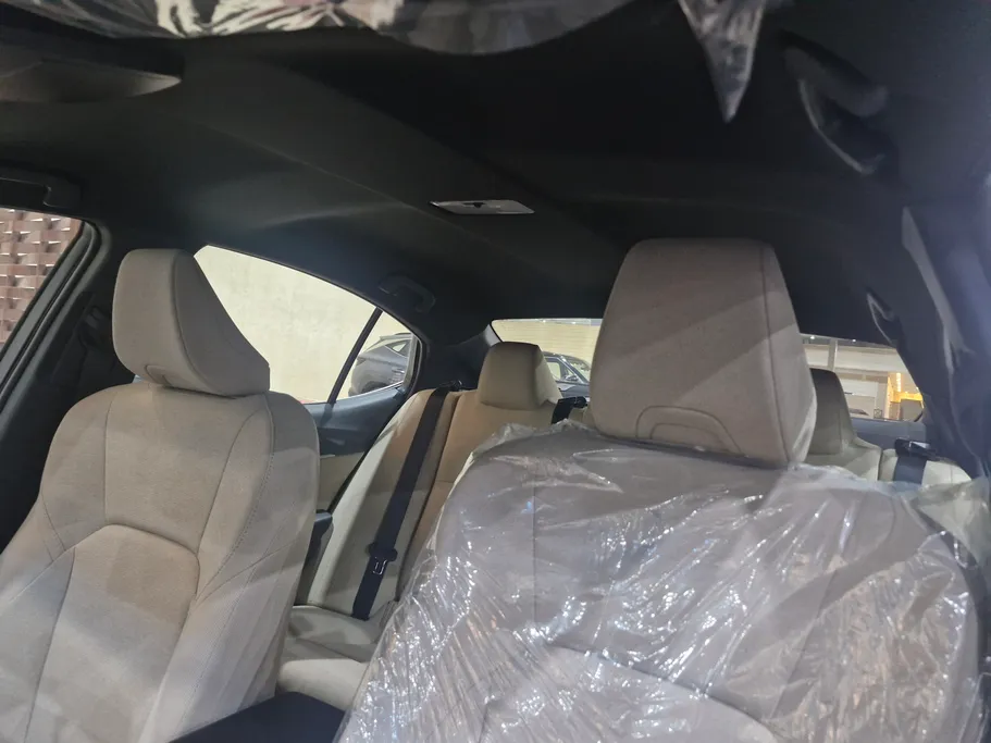 تويوتا كامري E 2026 