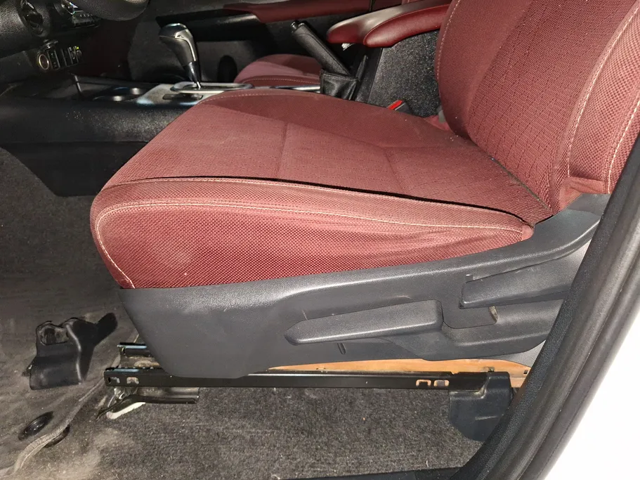 2023 Toyota Hilux SR5 