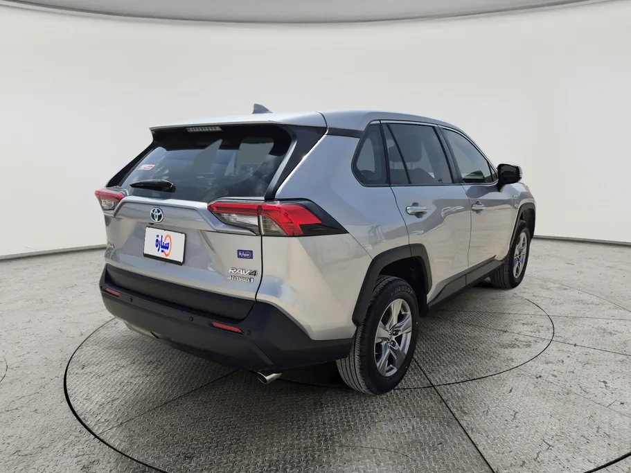 2024 Toyota RAV4 LE HEV 