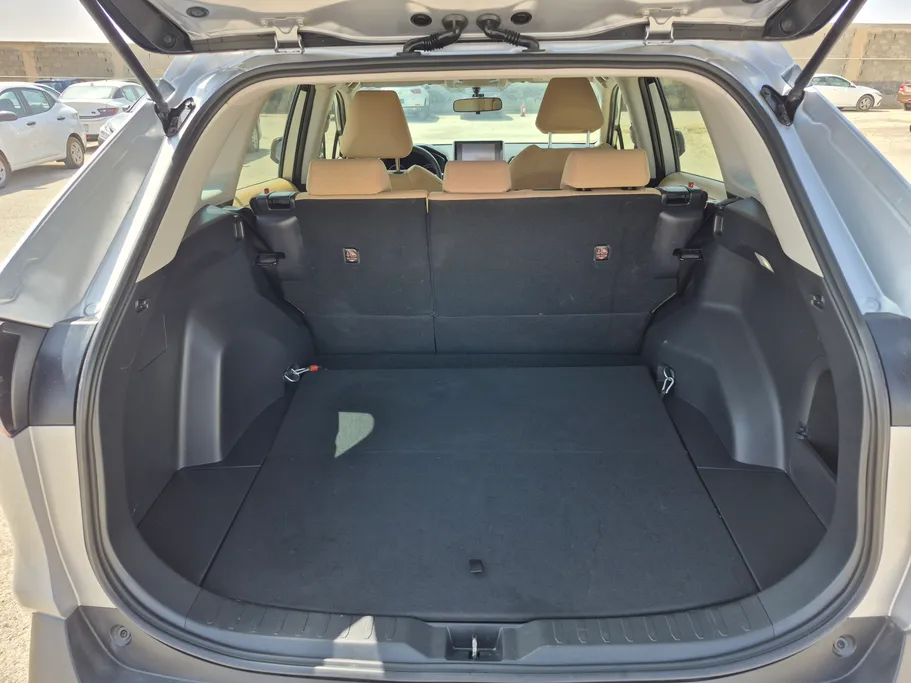2024 Toyota RAV4 LE HEV 