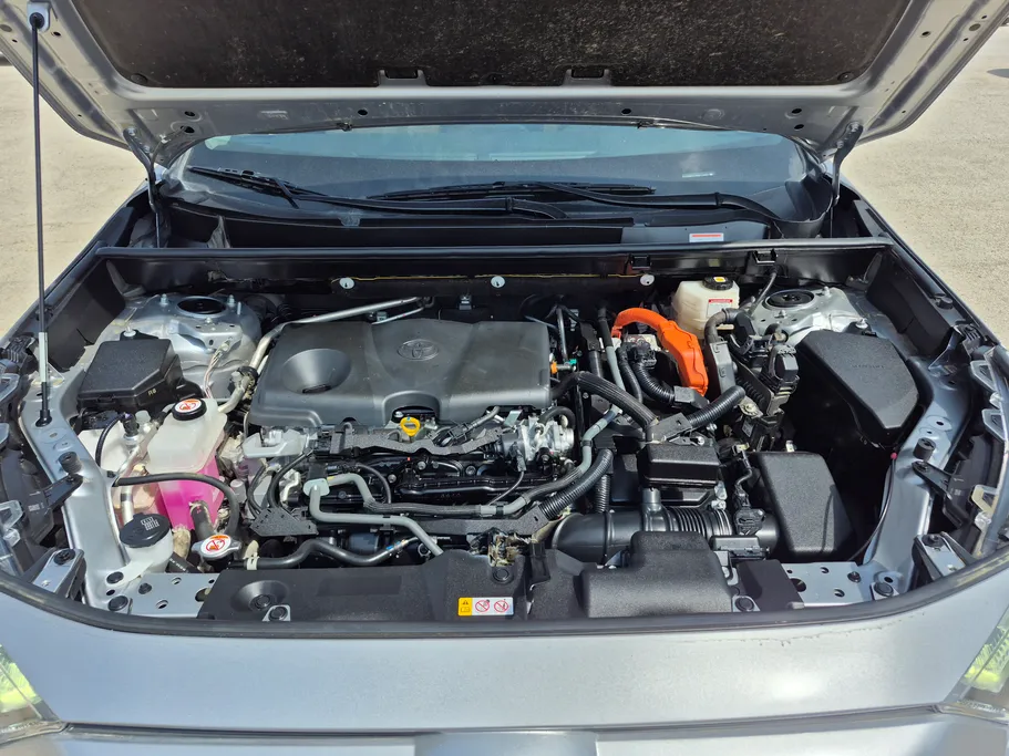 2024 Toyota RAV4 LE HEV 