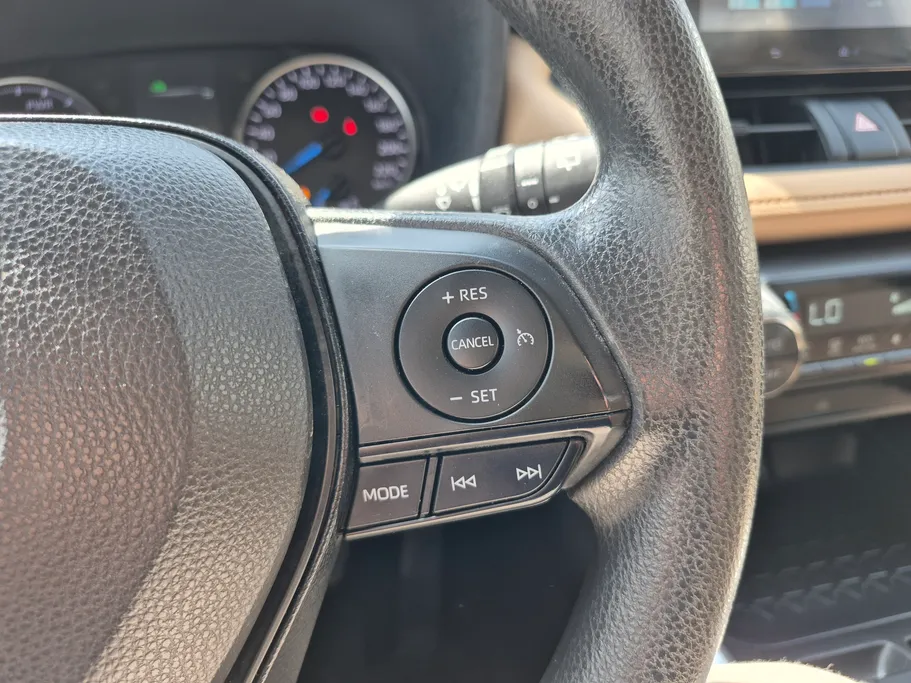 2024 Toyota RAV4 LE HEV 