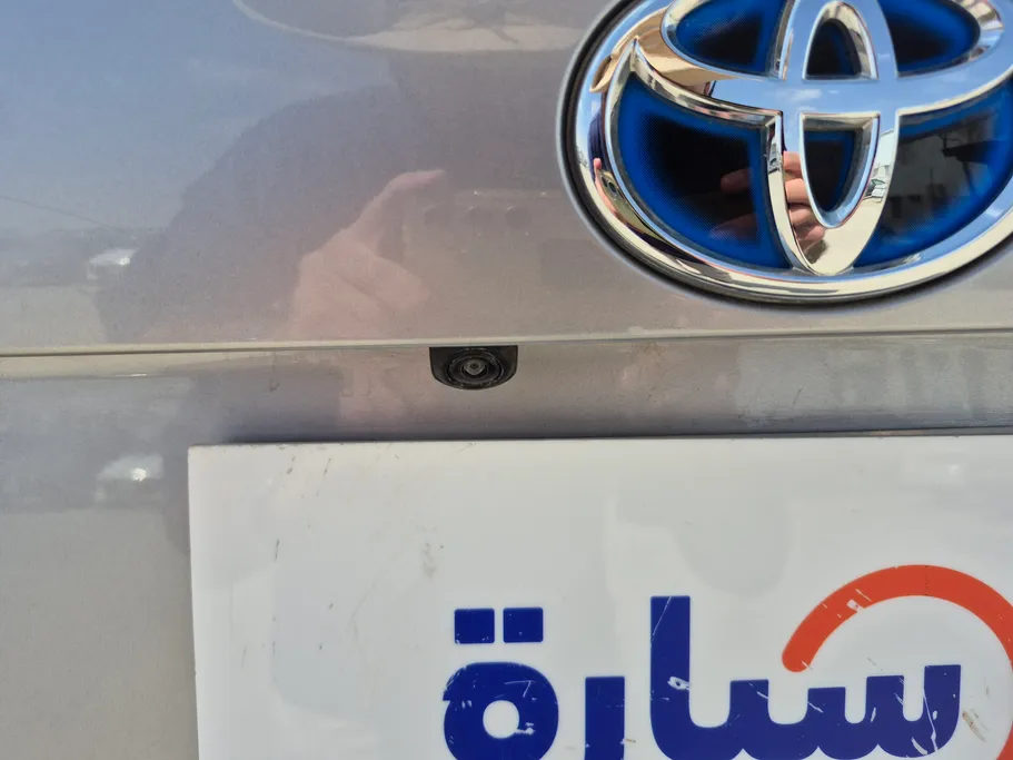 2024 Toyota RAV4 LE HEV 