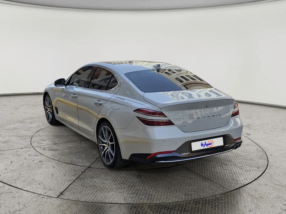 2025 Genesis G70 Prestige 